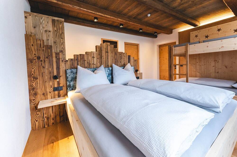 Apartamento entero, Apartamento 'Wiese' con vistas a la montaña, terraza privada y Wi-Fi in Sesto (Italia), Alto Adigio