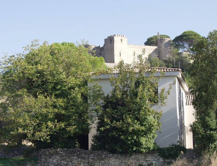 Gîte pour 3 personnes, avec Terrasse ainsi que Jardin et Vue à Boissières