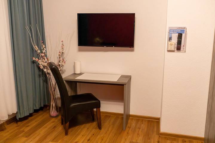 Ferienwohnung für 2 Personen, mit Balkon in Koblenz - 3