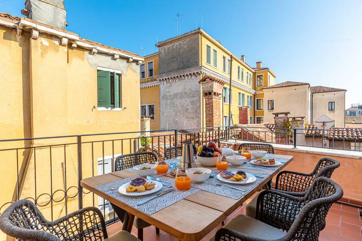 Loft per 7 persone, con terrazza e panorama a Venezia