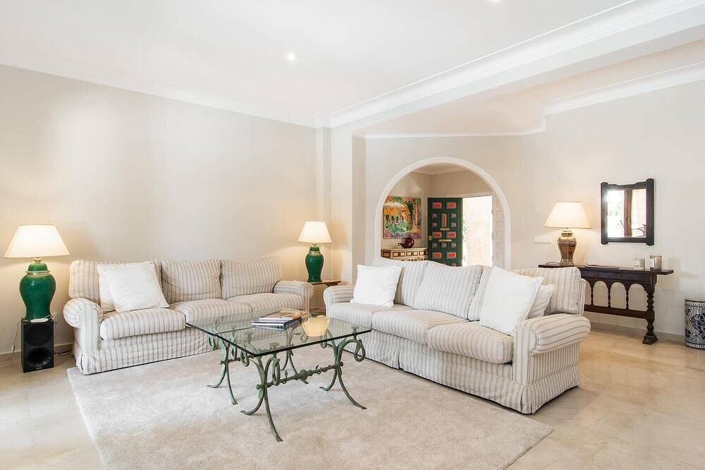 Wunderschönes Haus in Cala Pi mit privatem Swimmingpool, der sowohl drinnen als. in Vallgornera, Llucmajor