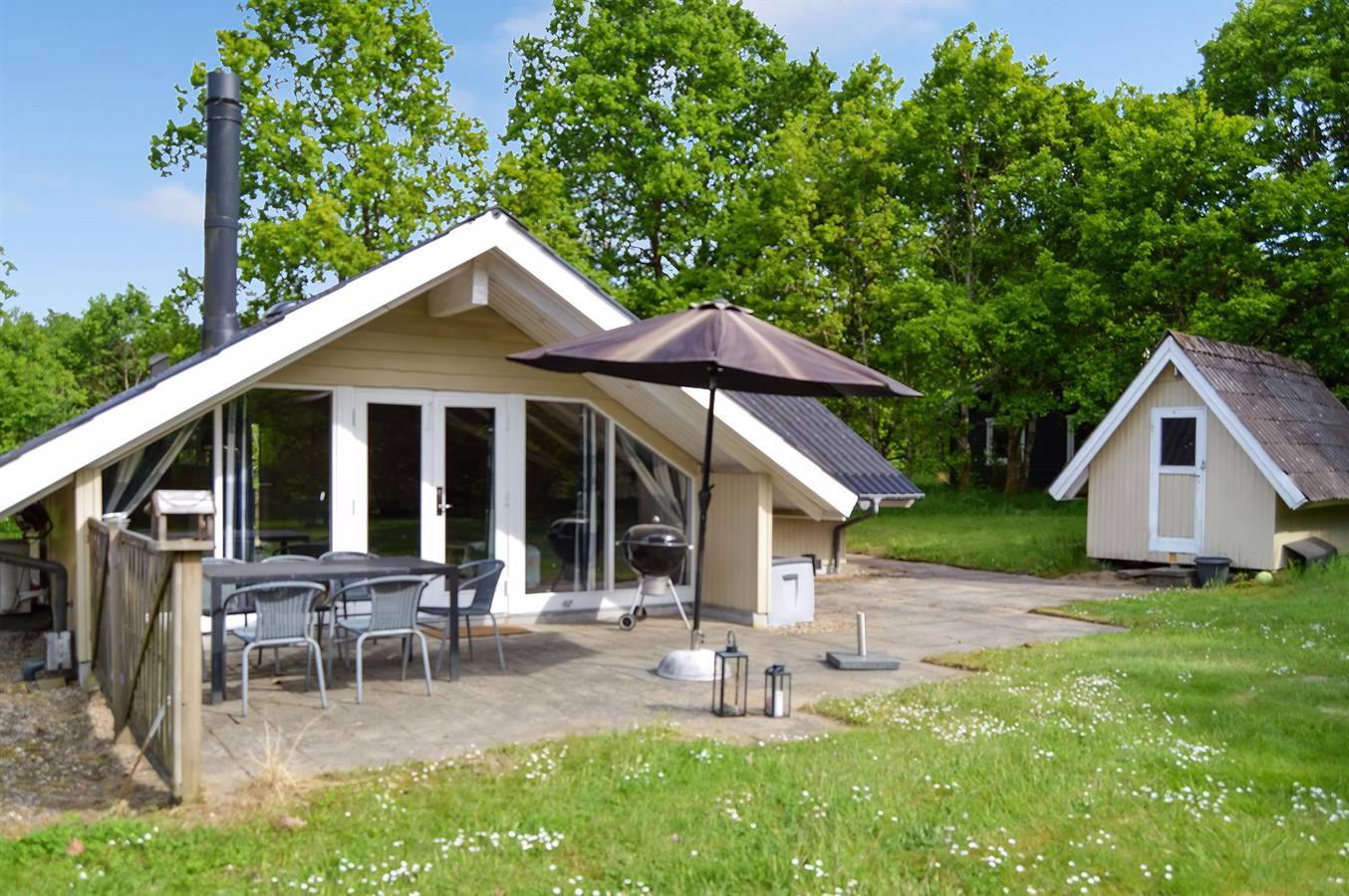 Stunning home in Give w/ Wifi and 2 Bedrooms in Vesterlund, Vejle und Umgebung
