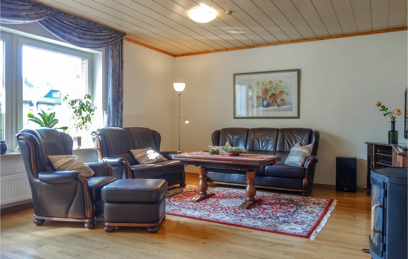 Geräumige Downtown Apartment w / Parkplatz & Terrasse in Uetze, Hannover und Umgebung