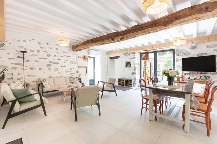 Location de vacances pour 6 personnes, avec jardin dans vallée d'Aspe - 4