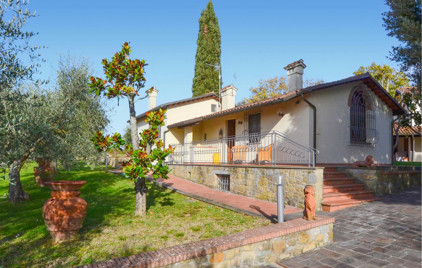 Cosy 150sqm Apartment: Park, Garden, Pool, WiFi in Arezzo, Arezzo Province
