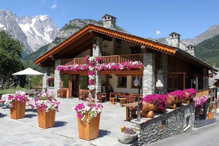 Hotel para 3 personas, con jardín además de vistas y sauna, Se admiten mascotas - 1