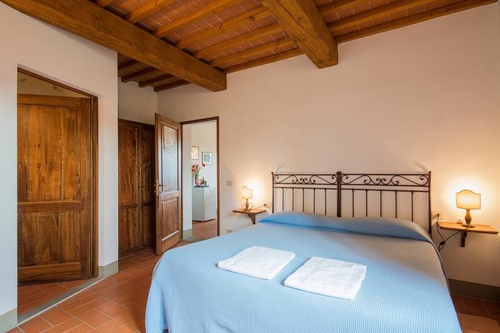 Appartamento intero, Casa Vacanze 'Romantica' con Piscina Condominiale, Wi-Fi e Aria Condizionata in Bagno a Ripoli, Firenze province