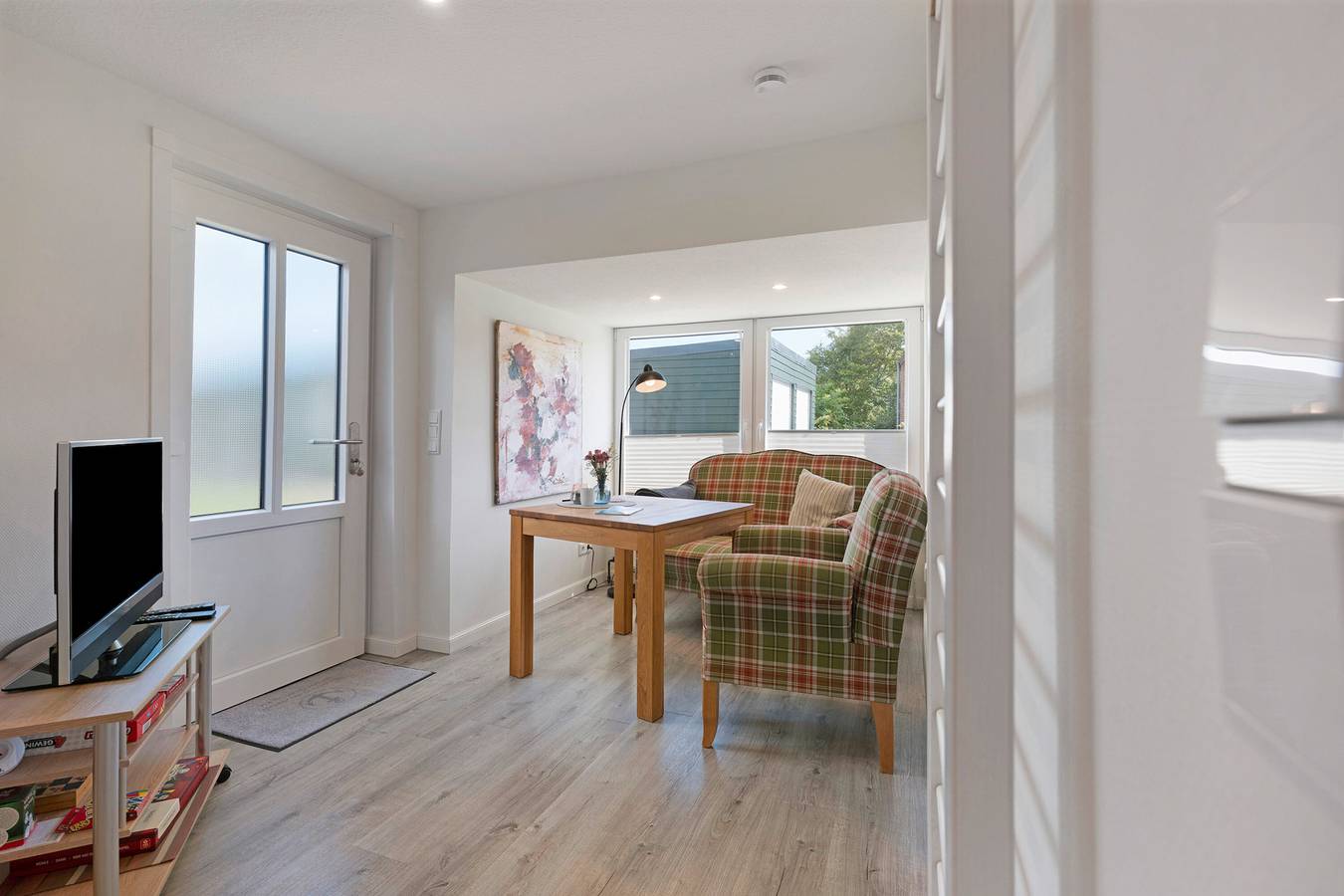 Ganze Wohnung, Ferienwohnung 'Heinz Rolefs' mit gemeinsamer Terrasse, Gemeinschaftsgarten und Wlan in Pellworm, Nordfriesland