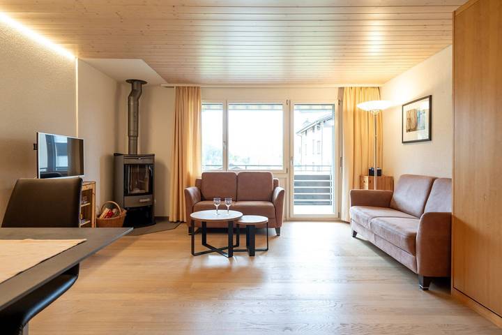 Ferienwohnung für 4 Personen, mit Balkon und Sauna sowie Ausblick in der Schweiz