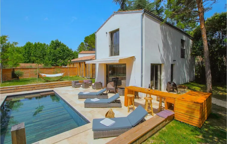 Maison de vacances pour 12 personnes, avec piscine, animaux acceptés - 1