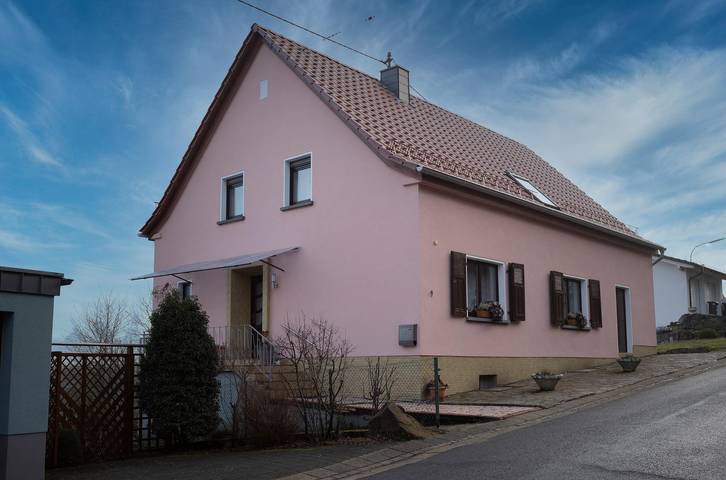 Ferienhaus für 4 Personen, mit Balkon und Terrasse sowie Garten und Ausblick im Saarland - 2