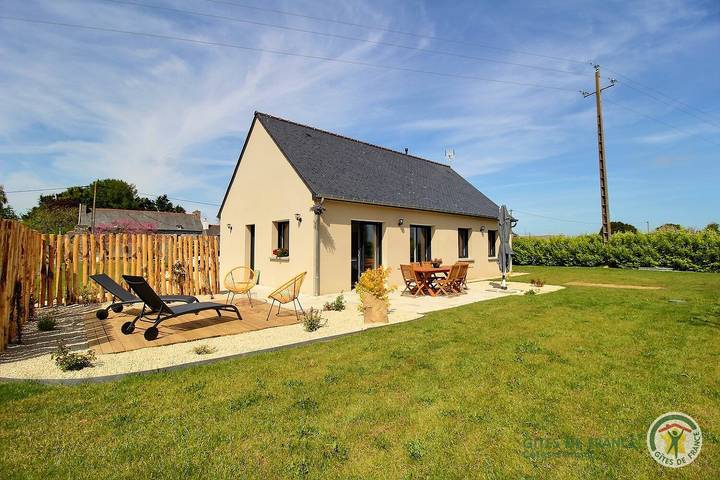 Gîte pour 4 personnes, avec Terrasse et Jardin à Paimpol