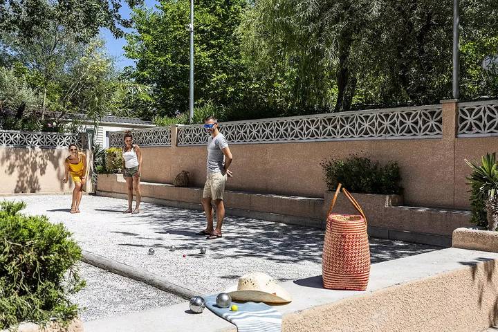 Wohnwagen für 4 Personen, mit Terrasse und Pool in der Camargue - 4
