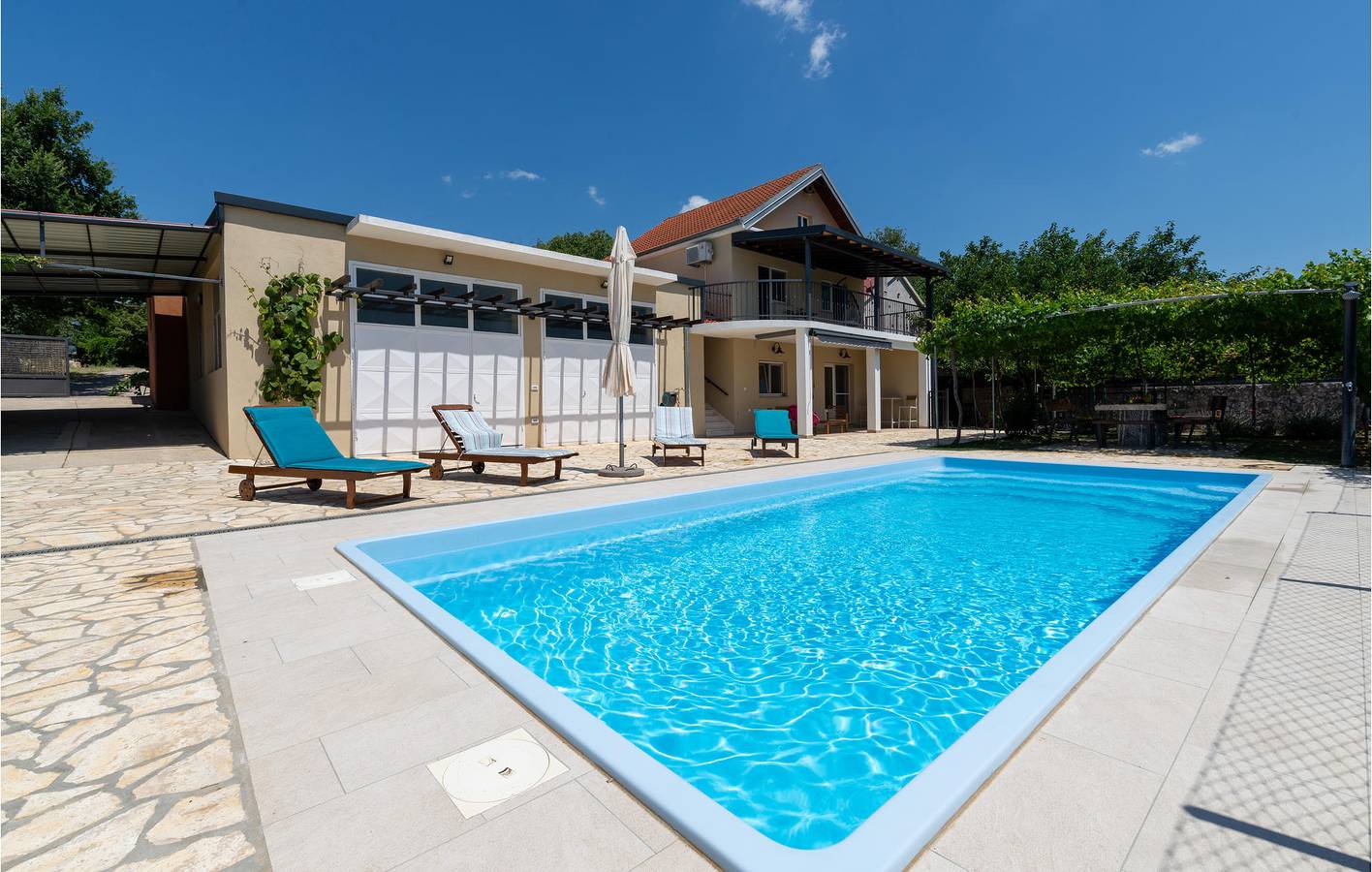 Casa vacanza a Zara a partire da 132€ a notte