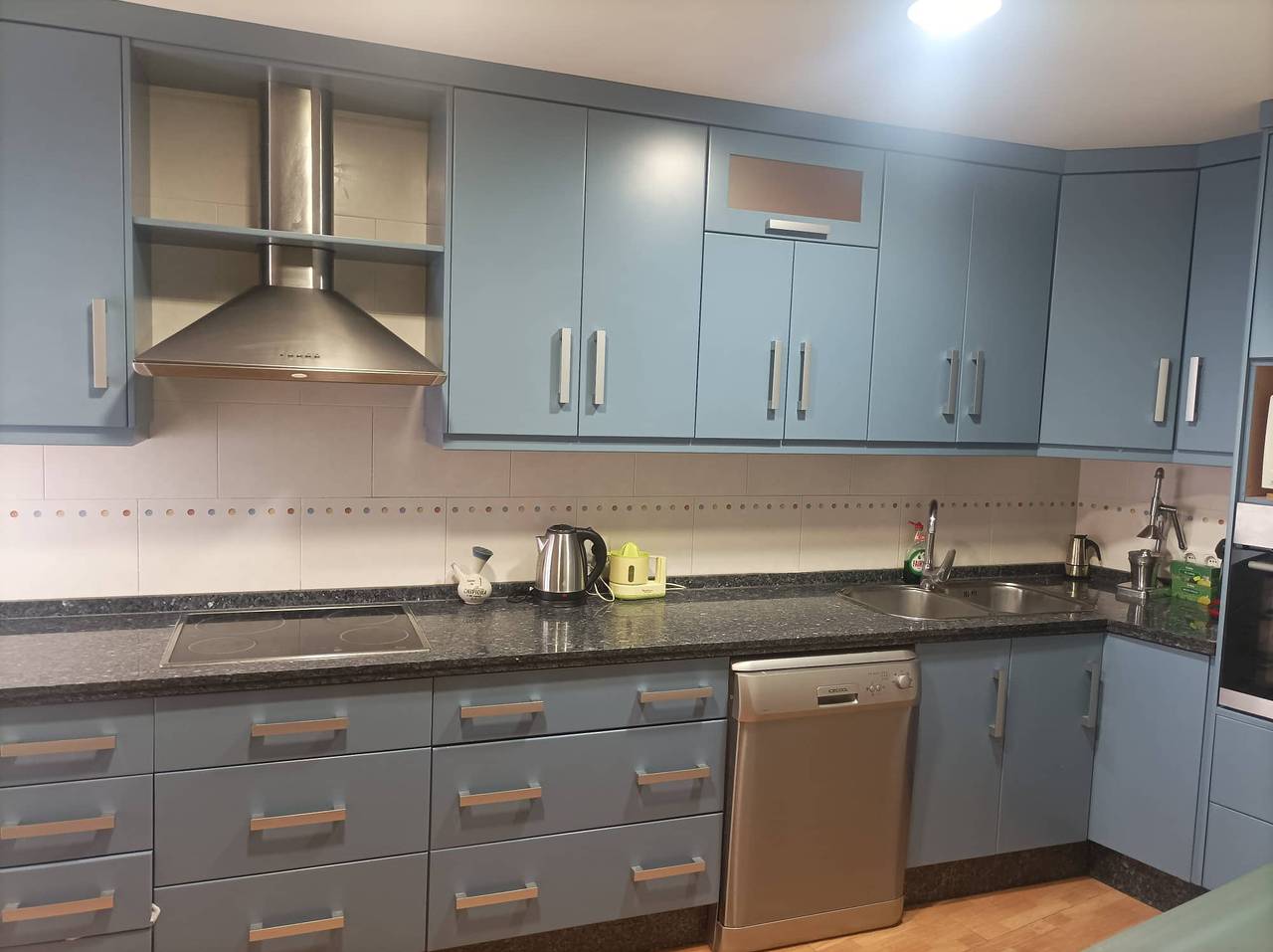 Appartement de vacances entier, Frigiliana 3-Bed Apartment- Sleeps 8 in Rio Chillar, Frigiliana