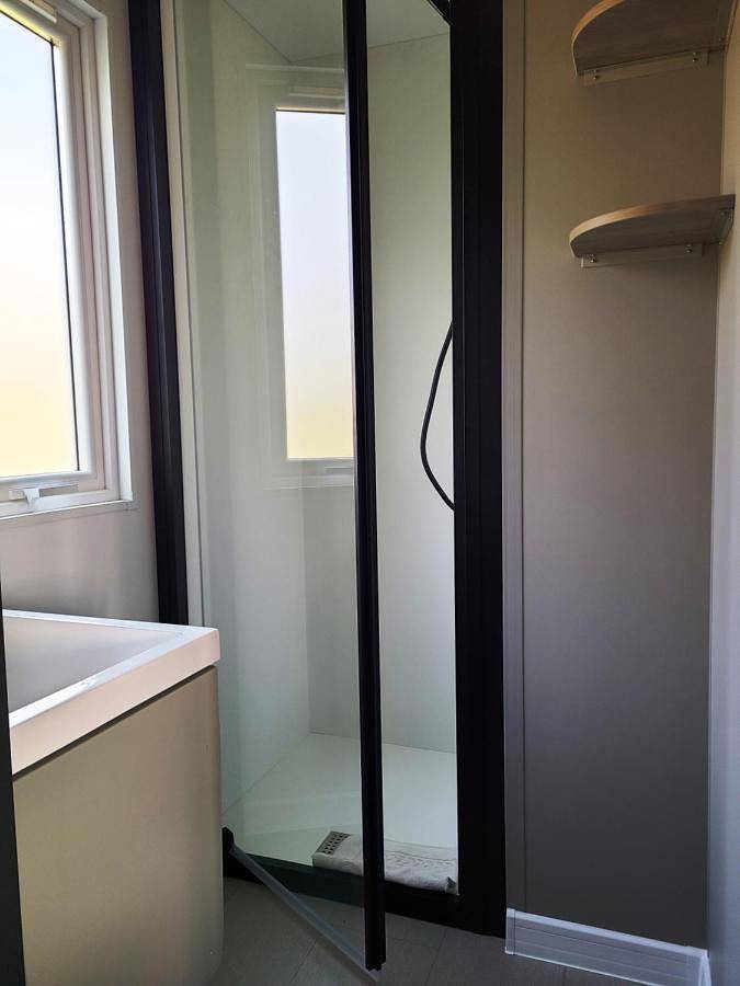Location de vacances pour 5 personnes, avec piscine ainsi que vue et jardin à Lanuéjols - 3