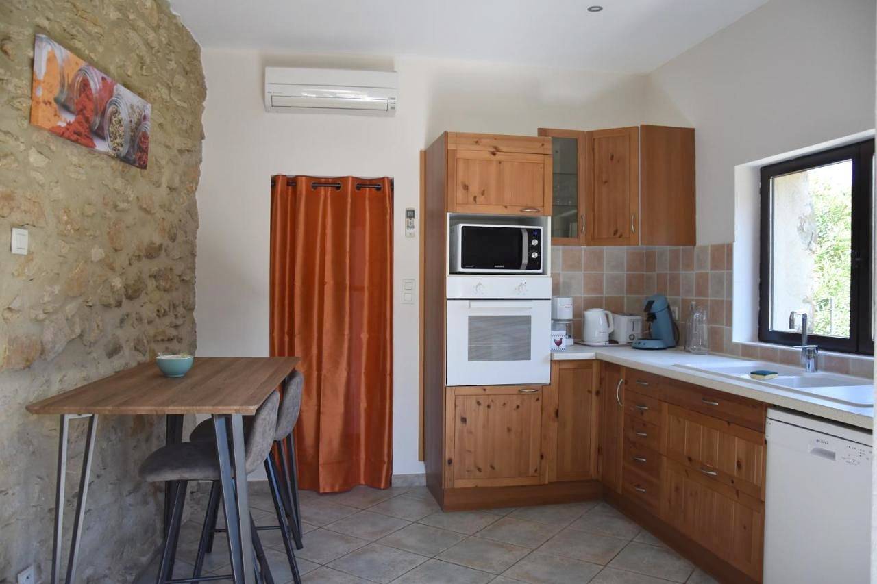 Gîte La Lichère - Le Romarin in Saint-Montan, Privas (arrondissement)