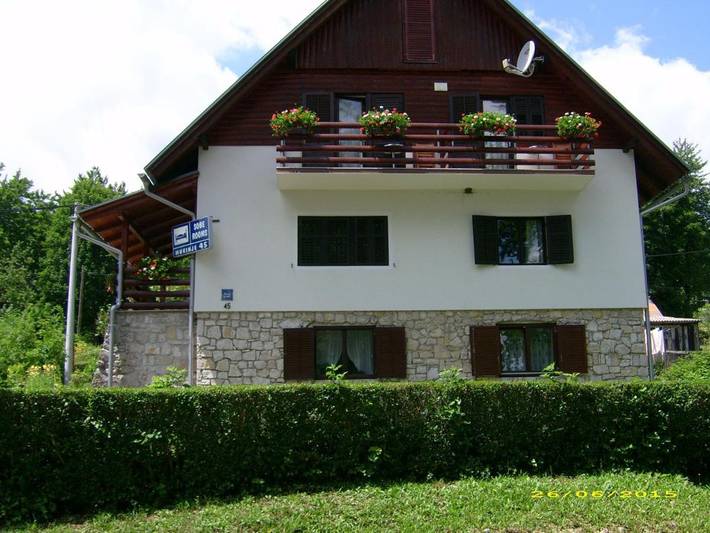 Gîte pour 5 personnes, avec balcon ainsi que vue et jardin dans Plitvička Jezera - 4