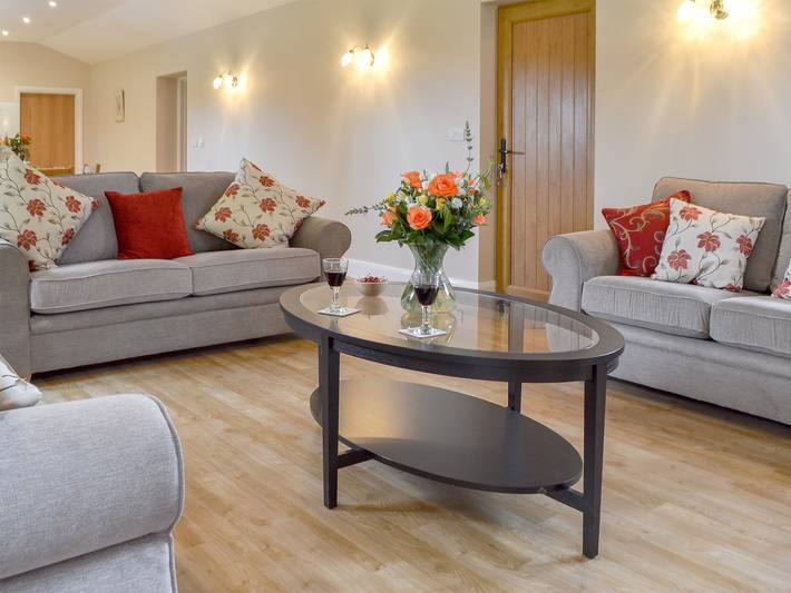 Woodlands Dairy Cottage in Billingshurst, South Downs