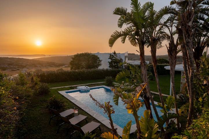 Villa for 11 people, with garden, child-friendly - 1
