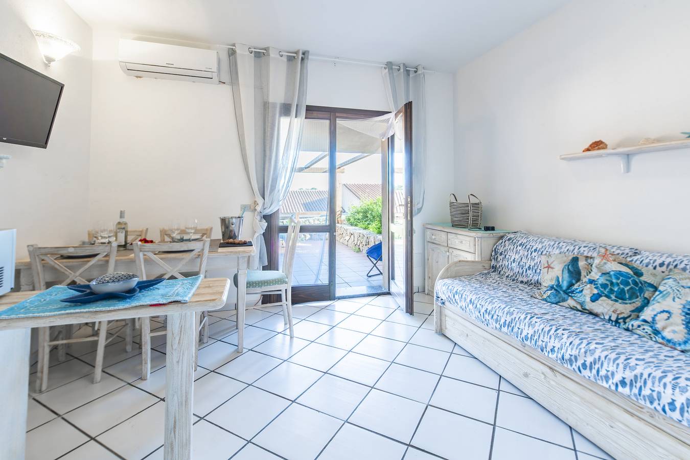 Entire apartment, Sandy Bear Guesthouse in Capo d'Orso, Palau (Sardinia)
