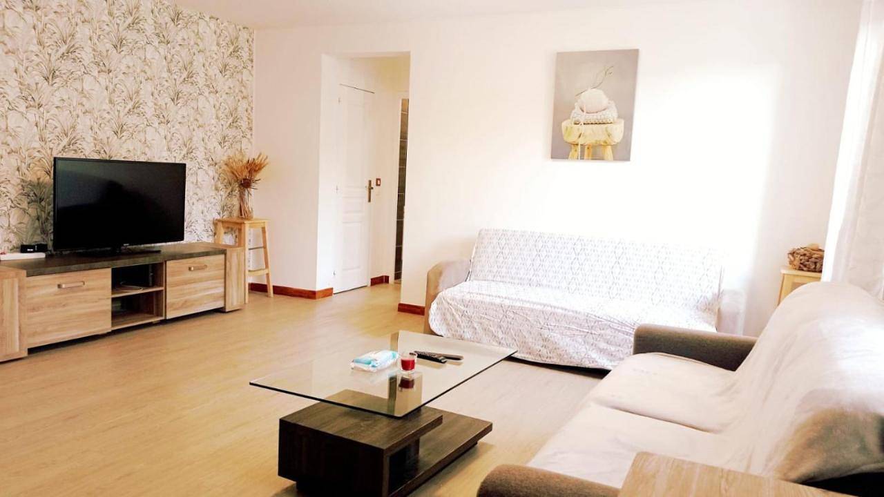 Appartement entier, One-Bedroom Apartment in Lagny-sur-Marne, Seine-et-Marne