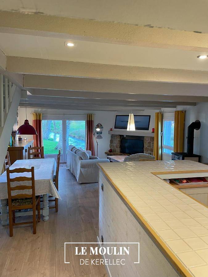 Gîte pour 6 personnes, avec vue et jardin, animaux acceptés à Plougoulm - 4