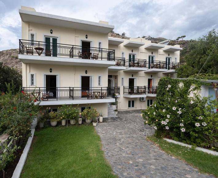 Gîte pour 2 personnes, avec jardin ainsi que vue et balcon dans Soúgia - 3