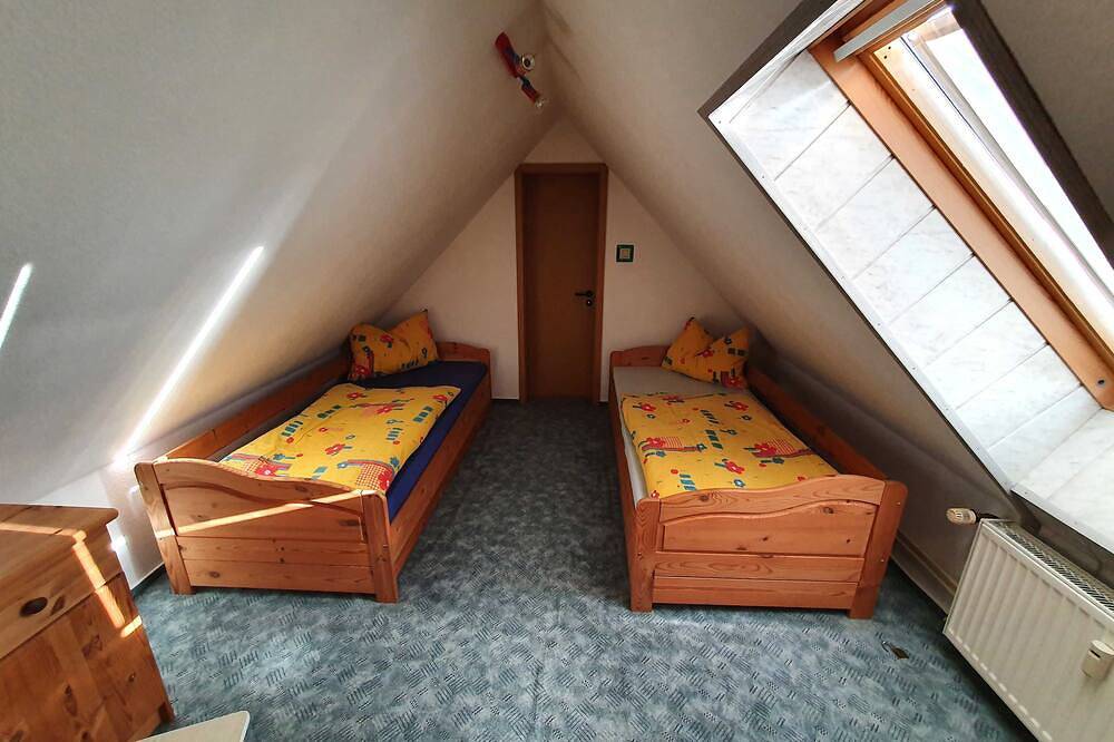 Ganze Wohnung, Ferienwohnung Familie Dippe - Ferienwohnung in Elbingerode, Harzvorland