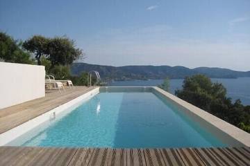 Villa pour 12 personnes, avec jardin et balcon dans Cap Bénat