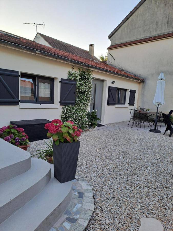 Gîte pour 3 personnes, avec jardin et terrasse à Mareuil-lès-Meaux - 2