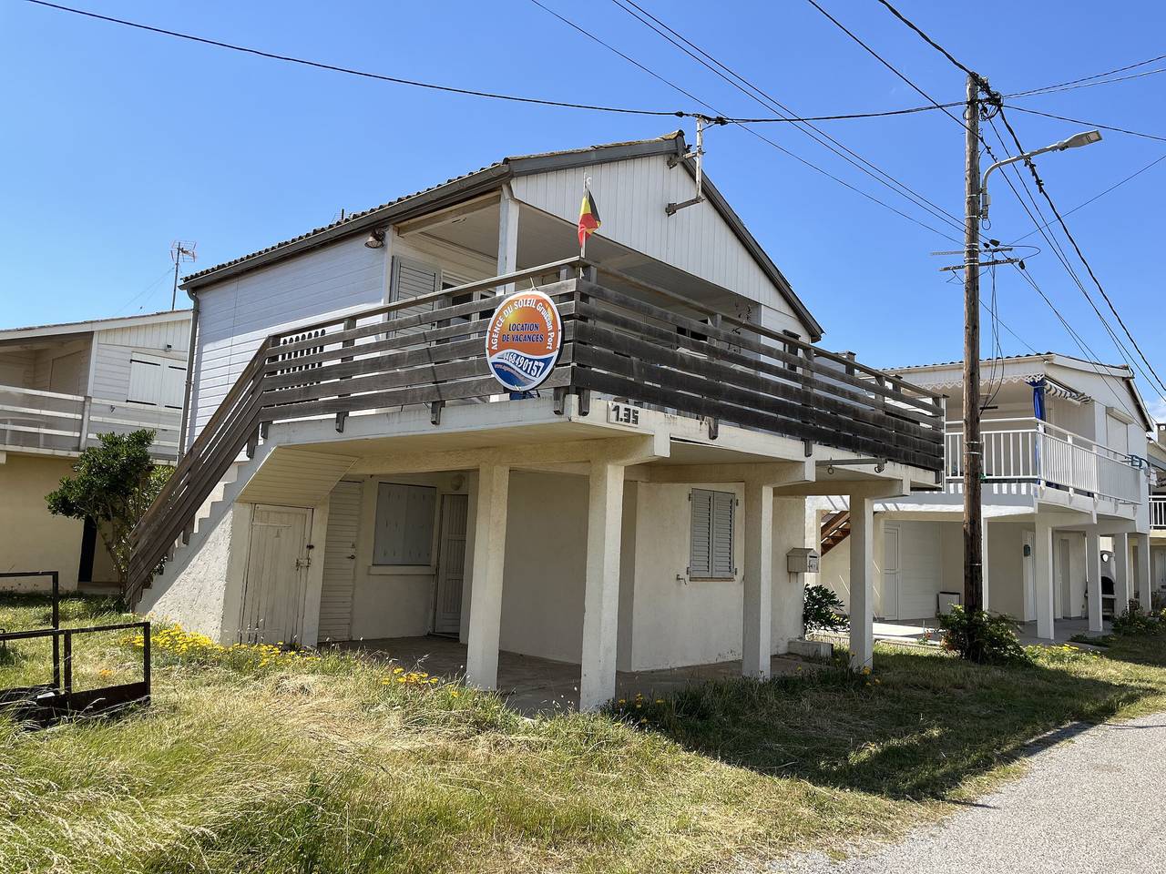 Charmantes Chalet 50m vom Strand - 6 Pers, Terrasse, Tv, Spülmaschine in Plage des Chalets, Gruissan