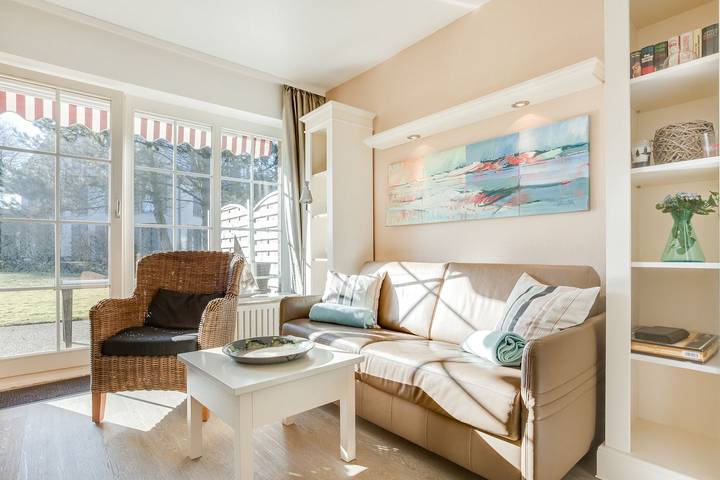 Ganze Wohnung, 2-Raum-Appartement im Erd- und Untergeschoss mit ca. 40m² Nutzfläche in Nordfriesische Inseln (Schleswig-Holstein) (Schleswig-Holstein), Wenningstedt
