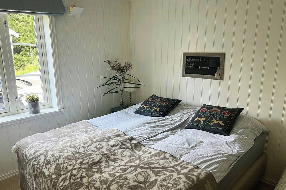 Ruhiges Cottage am See mit Zugang zum Strand in Aurskog-Høland