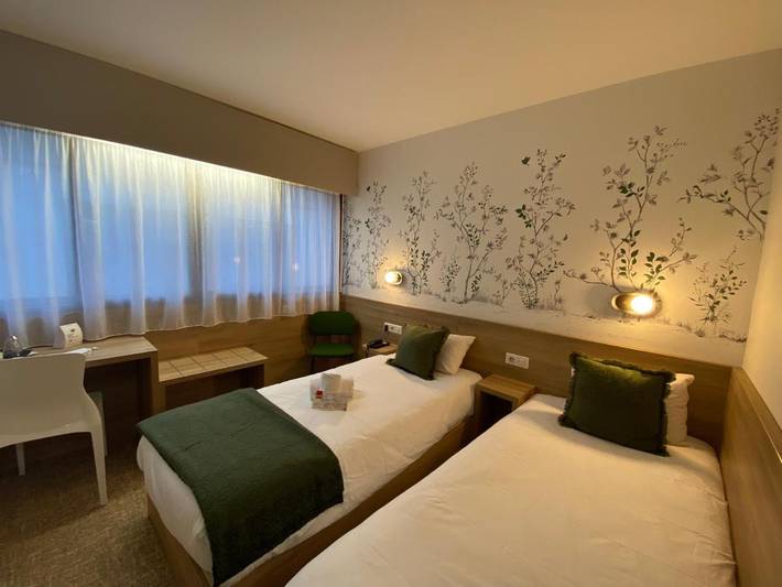 Hôtel pour 2 personnes, avec terrasse et jardin dans Beaupréau-en-Mauges - 4