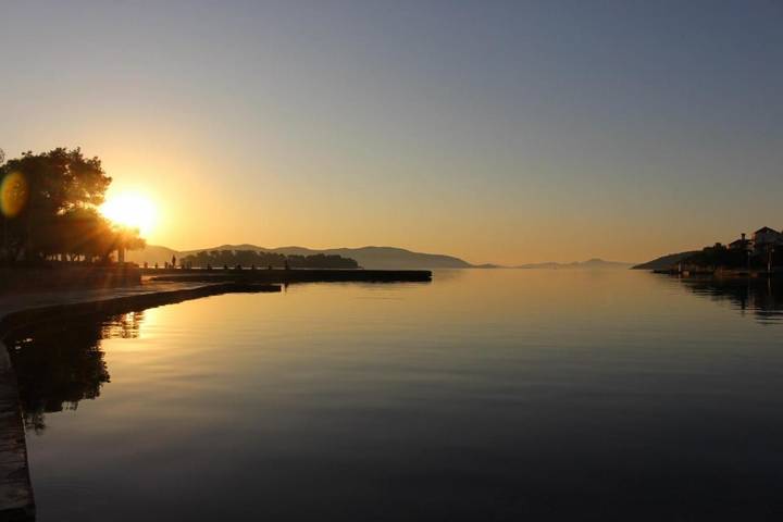 Apartament wakacyjny dla 6 osób, z taras i widok oraz ogród w Iz