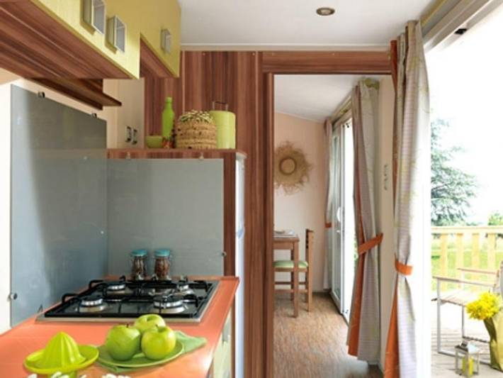 Camping De La Vallée - Mobilheim 6 personen - Mobilheim Riviera 35m² Klimatisiert + halbüberdachte Terrasse 15m² in Saint-Jean-Pla-de-Corts, Mittelmeerküste (Frankreich)