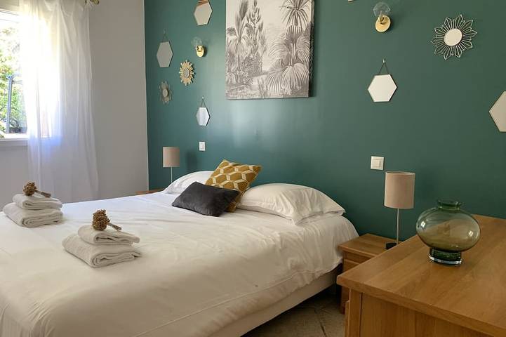 Location de vacances pour 11 personnes, avec terrasse et jardin, animaux acceptés à Villanova - 3