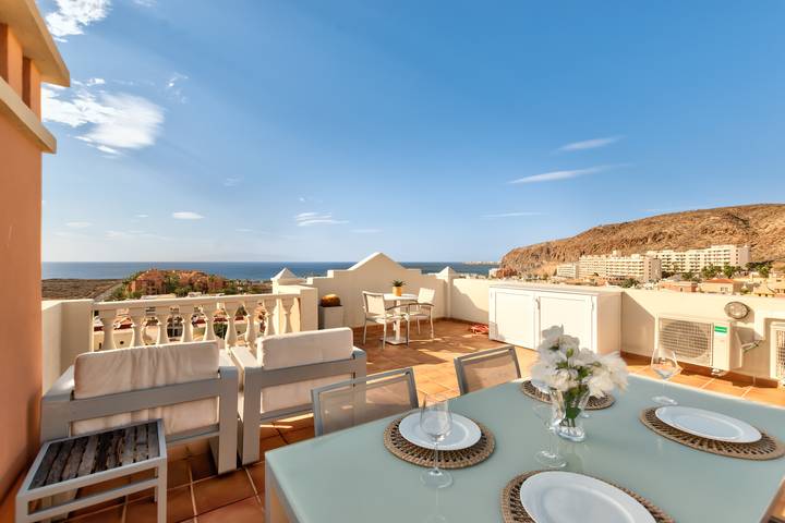 Paraiso B18 Penthouse Sea View & Sunny Terraces in Palm-Mar, Arona 