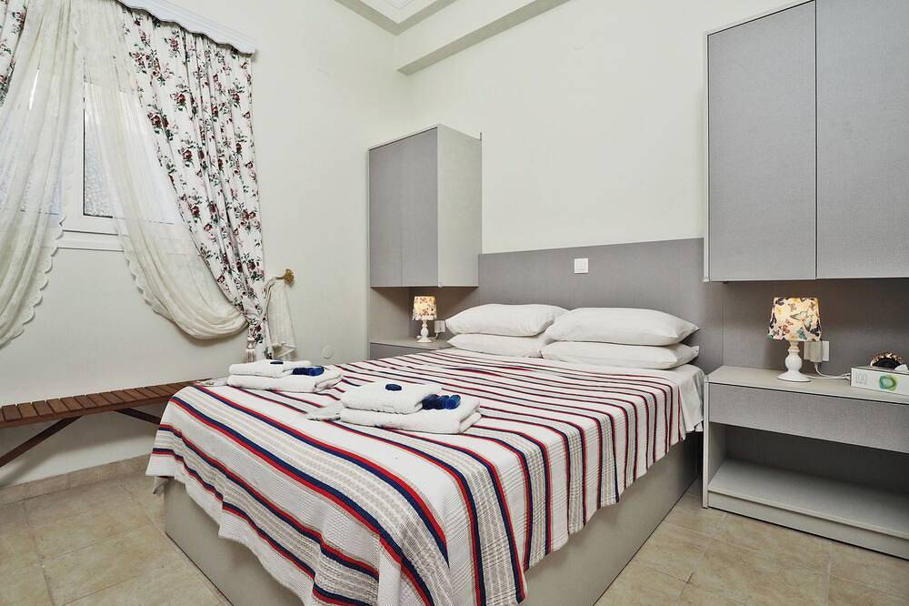 Ganze Wohnung, Villa Euphoria Apt 2 Afionas Corfu in Korfu
