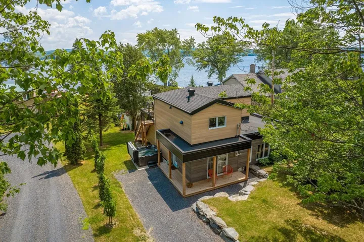 Casa rural para 12 personas, con jardín y jacuzzi - 1