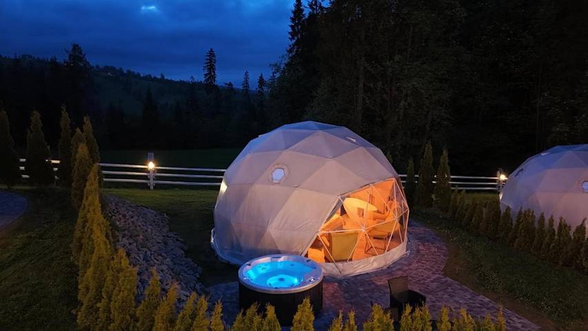 Glamping dla 3 osób, z ogród i jacuzzi w Tatry