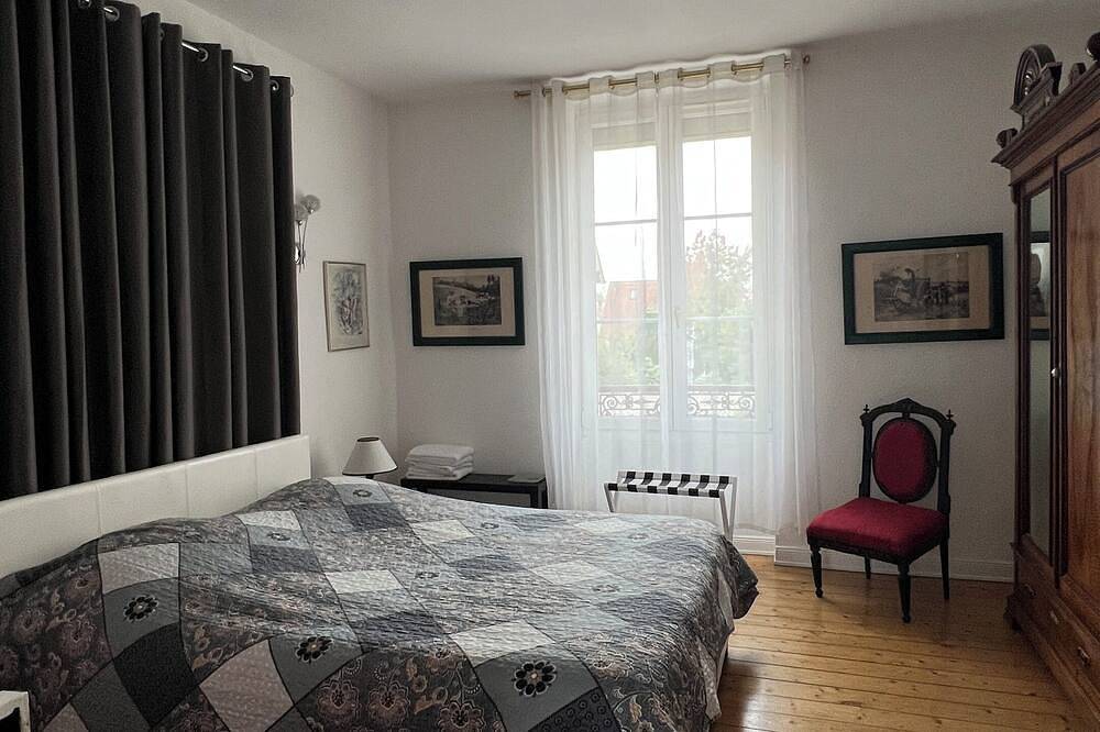 Entire apartment, Suites Quartier Parlement in Strasbourg, Strasbourg region
