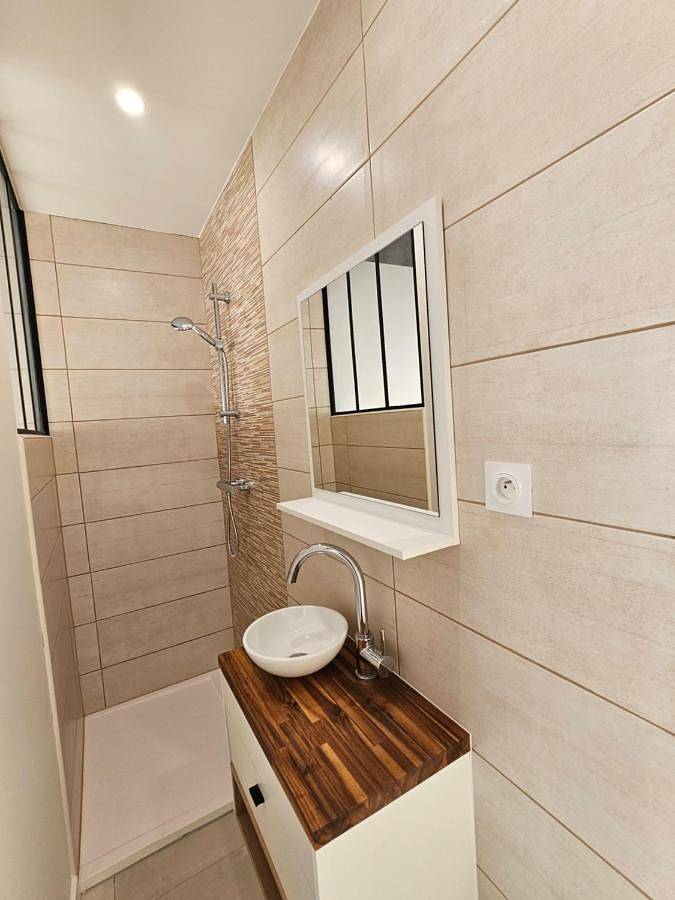 Chambre d’hôte pour 2 personnes, avec terrasse ainsi que piscine et jacuzzi à Narbonne - 3