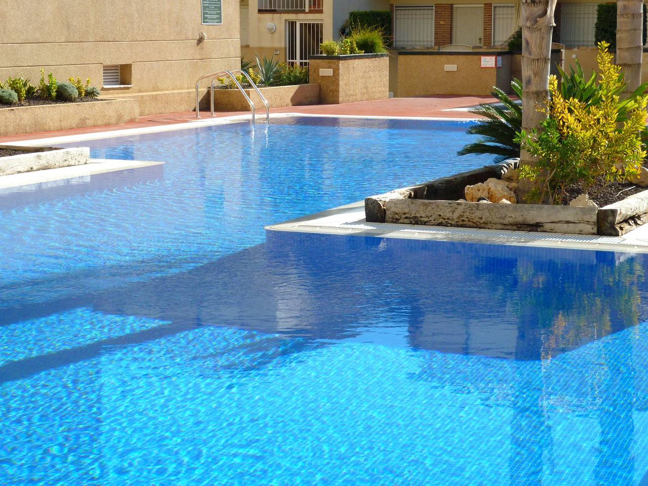 Entire apartment, Spacious apartment in Los Alcázares, 101 m² with pool. in Pueblo Patricia, Los Alcázares