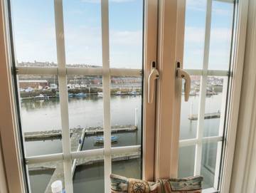 Apartment for 4 People in Whitby, North Yorkshire, Photo 4
