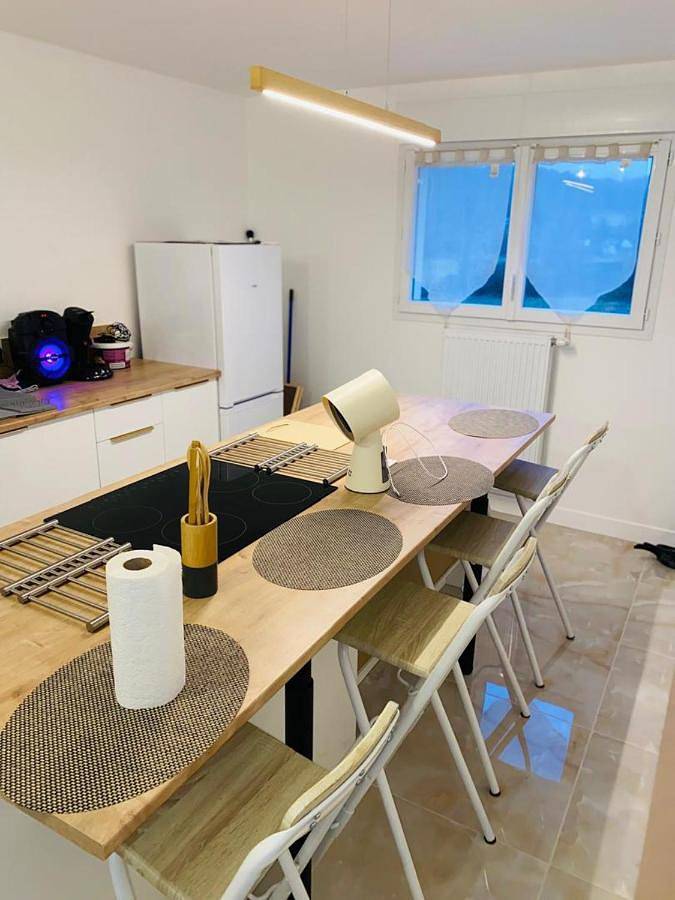 Appartement entier, Apartment in Maule, Yvelines