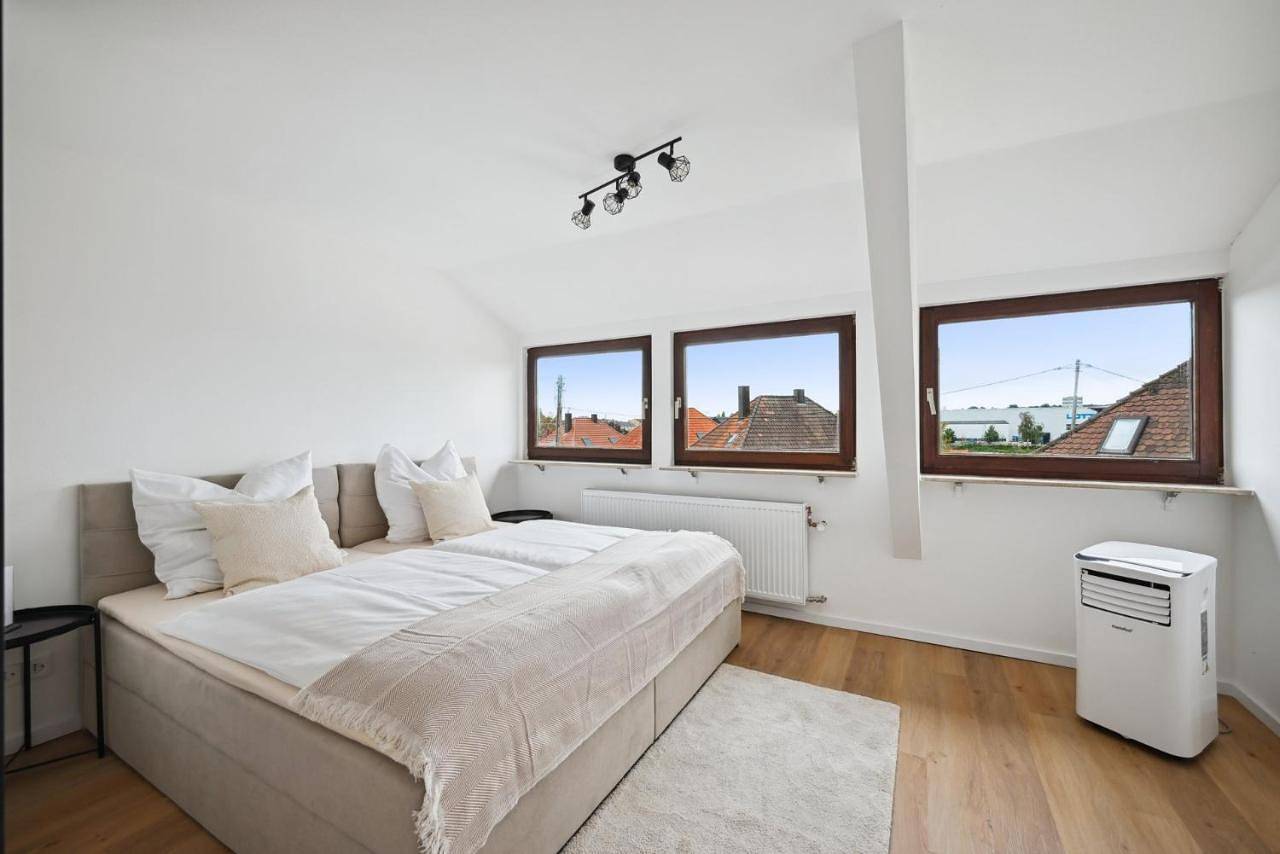 Ganze Wohnung, Malu Rooms - Top Lage, Kostenloser Parkplatz, Klima, Netflix, 24h Checkin in Ludwigsburg, Landkreis Ludwigsburg