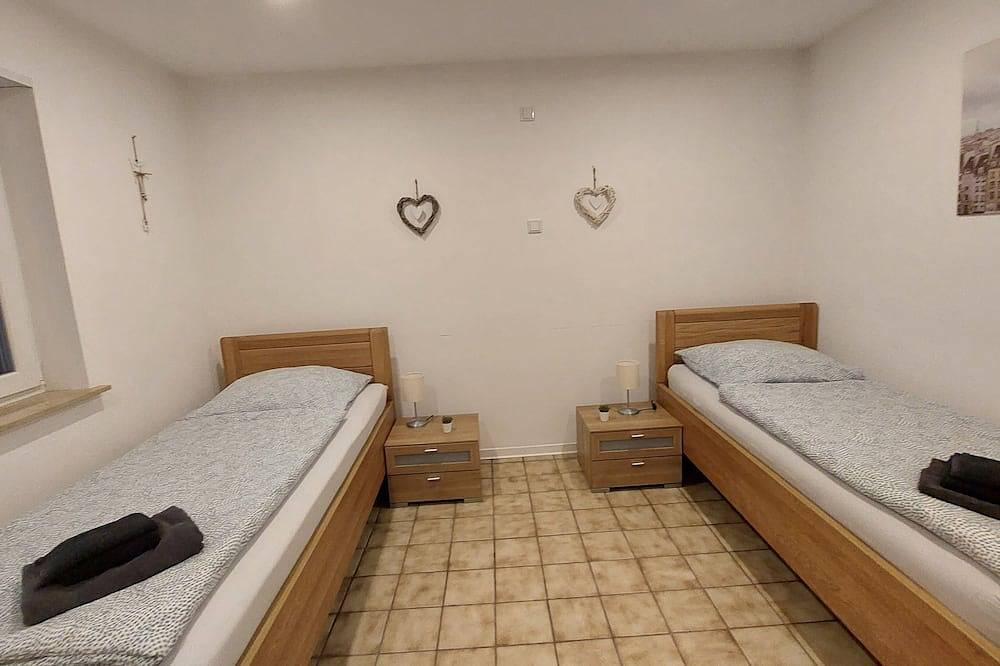Ganze Wohnung, Ferienwohnung im schönen Odw. in Mörlenbach, Bergstraße