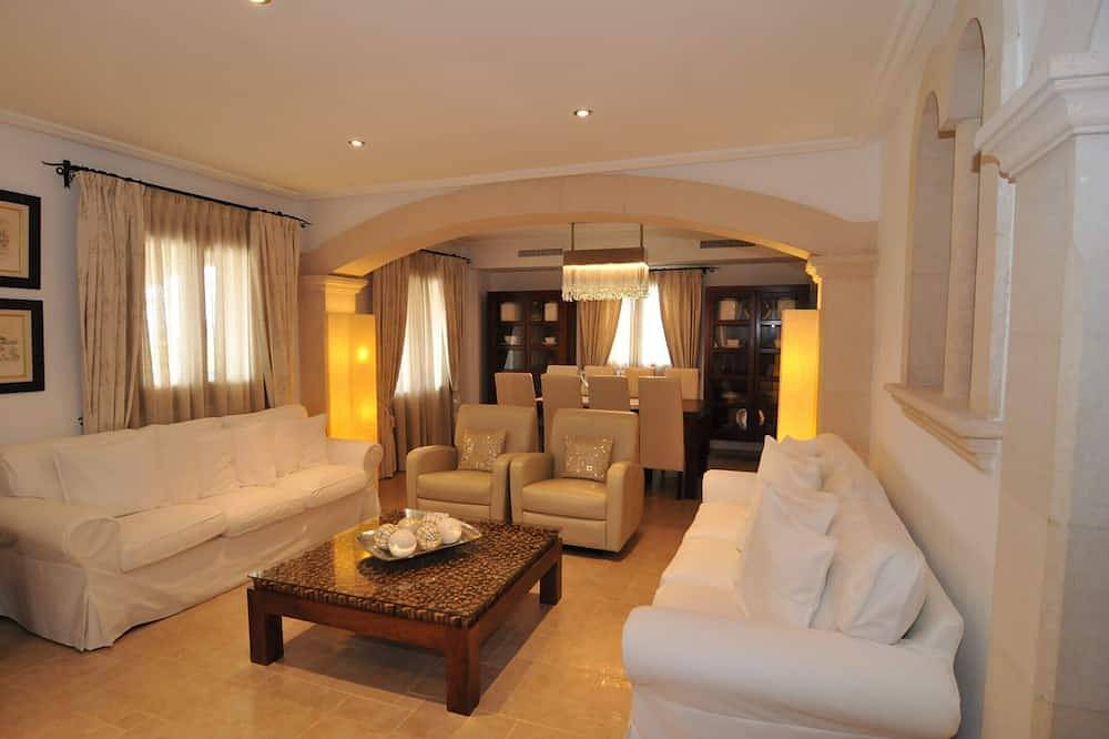 Luxusvilla mit Pool, Schaukeln, Fitnessraum, Whirlpool, Billard, Tischfußball in Son Gual, Palma